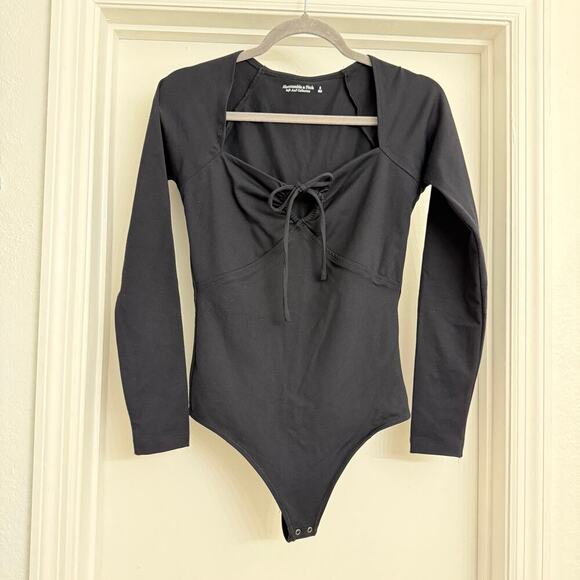 Abercrombie & Fitch Long Sleeve Keyhole Tie Bodysuit Casual Romantic Black Sz S - Picture 1 of 6